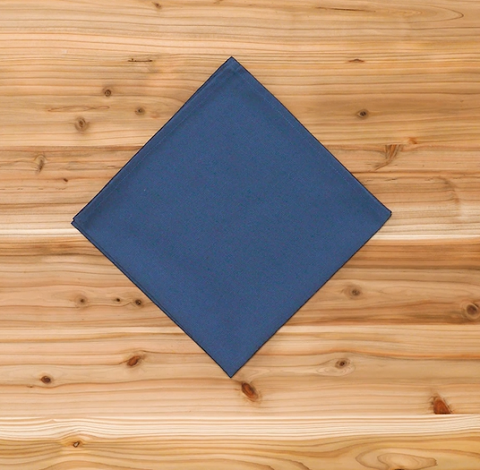 Як скласти серветки на стіл